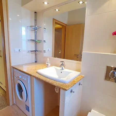 No 20 Andrea Apartment Vonyarcvashegy